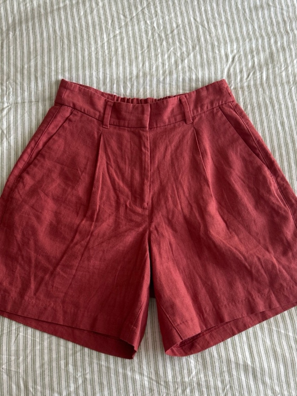 Old Navy Rust Red High-Waist Pleated Linen-Blend Shorts